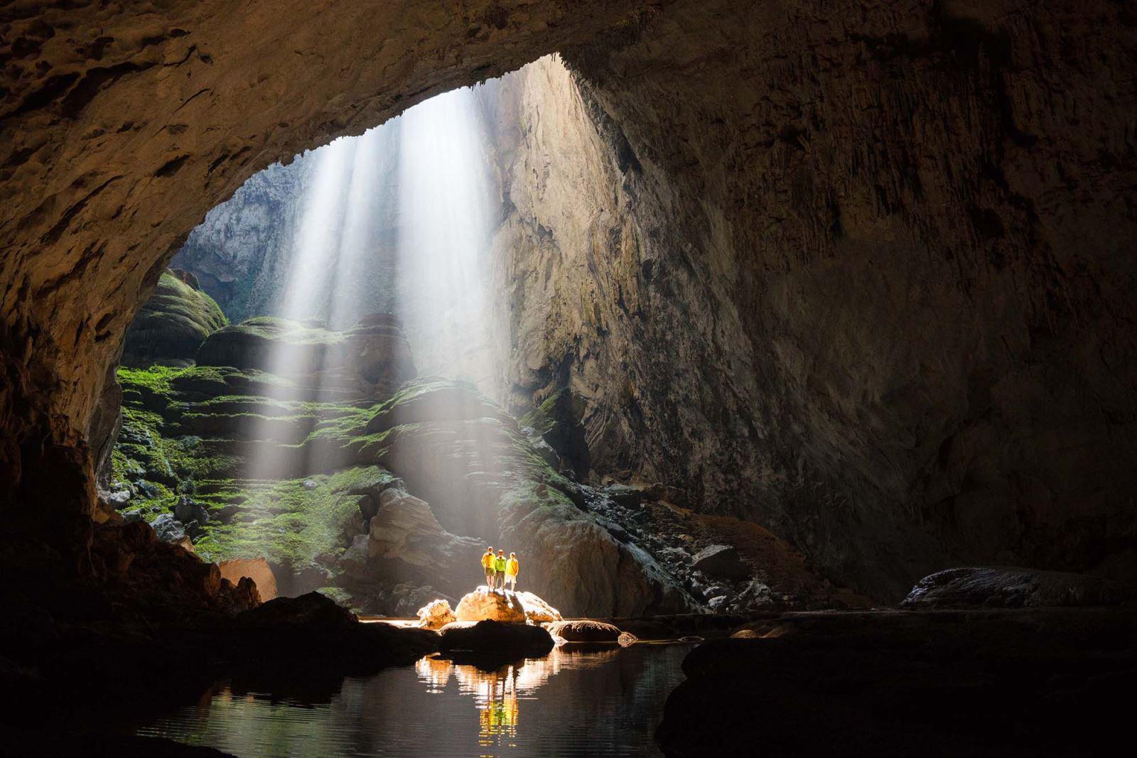 Hang Sơn Đoòng lọt top 10 tour du lịch ảo đáng tham quan nhất thế giới