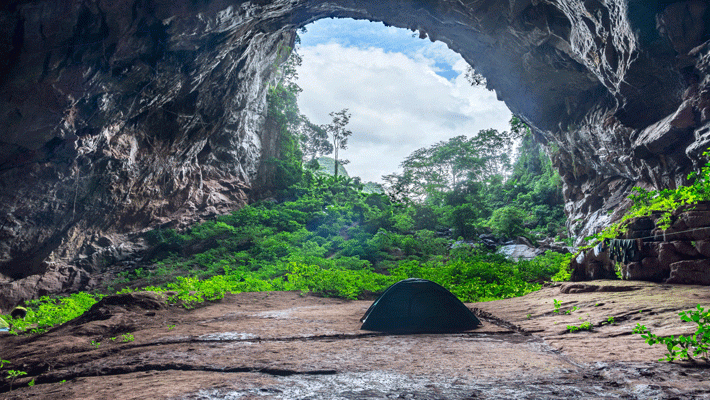 Tour Thám Hiểm Phong Nha 2N1D: Khám Phá Hang Pygmy - Hang Over 