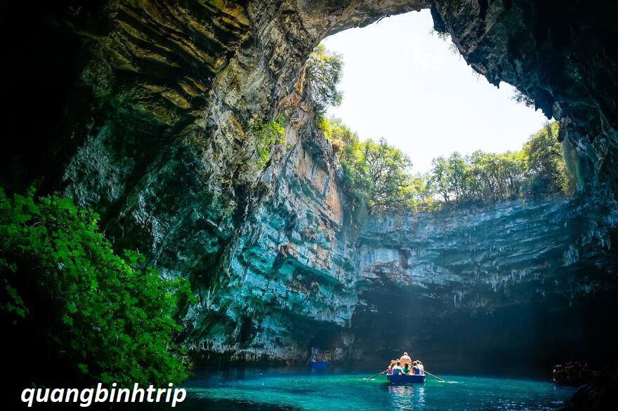 Tour Hà Nội - Quảng Bình: Lên rừng xuống biển 4 ngày 4 đêm